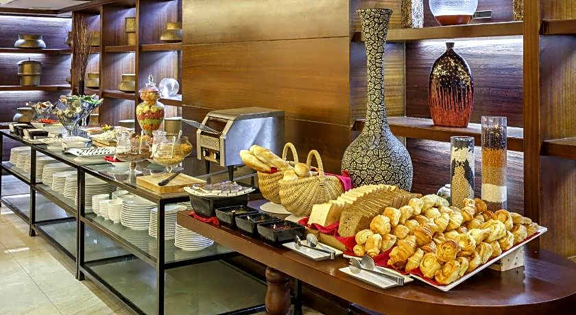 Paradise Suites Hotel