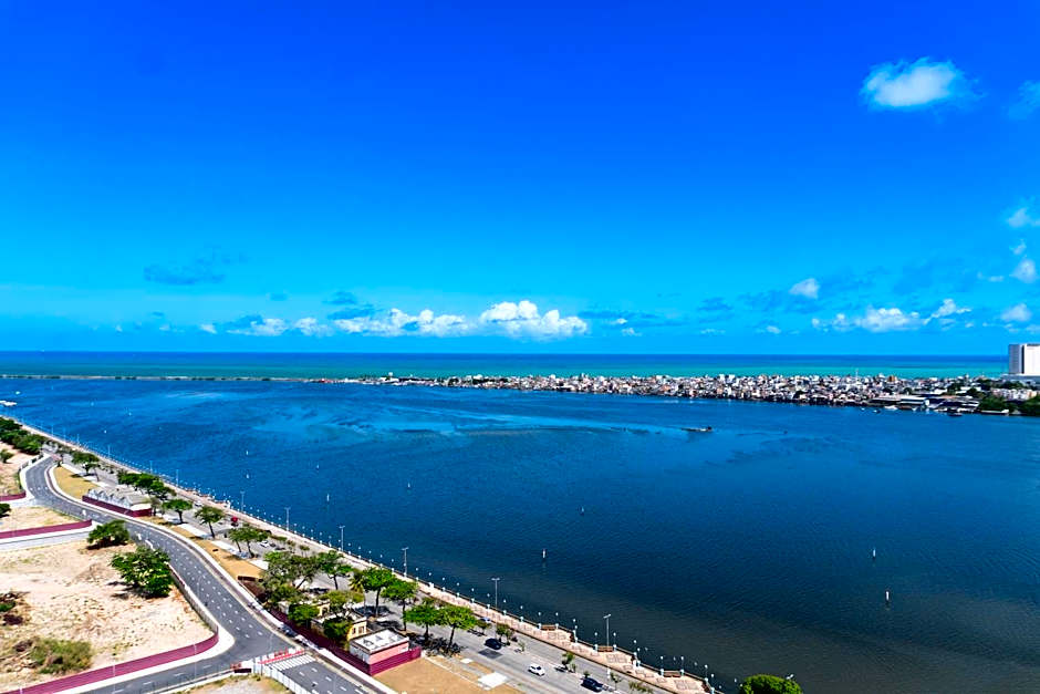 Roomo Transamerica Recife Parque do Cais