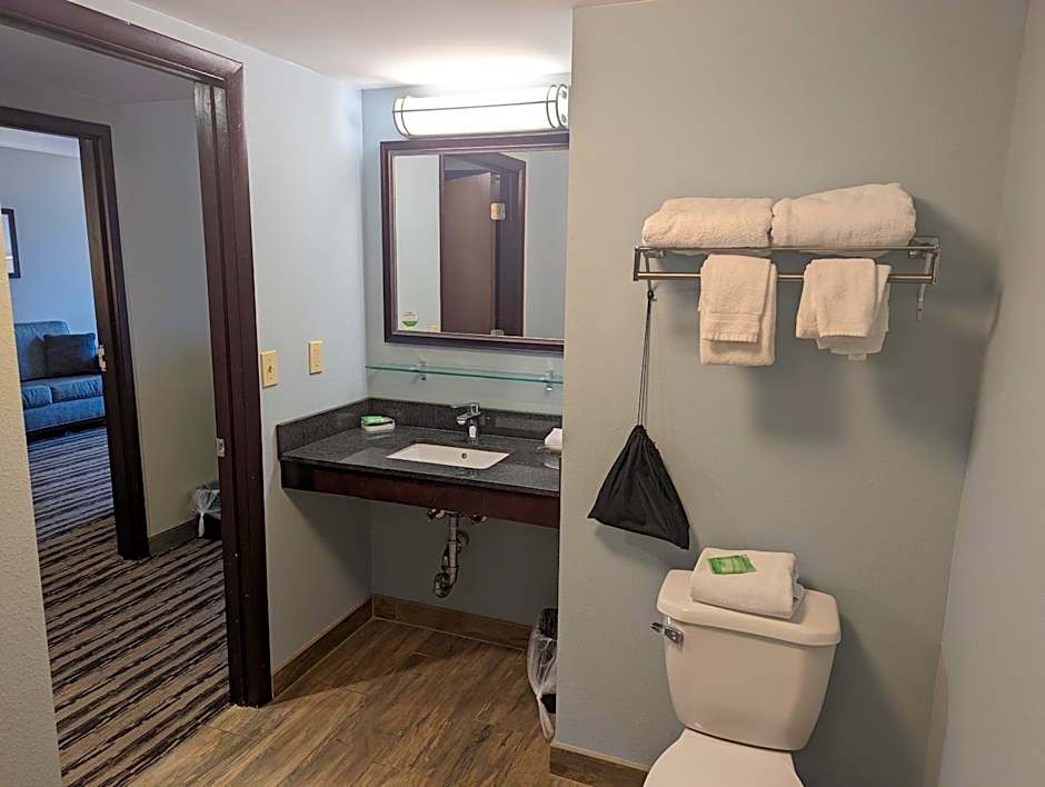 Holiday Inn Harrisburg East By IHG