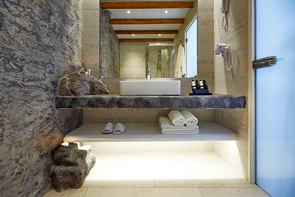 Vrahos Boutique Hotel