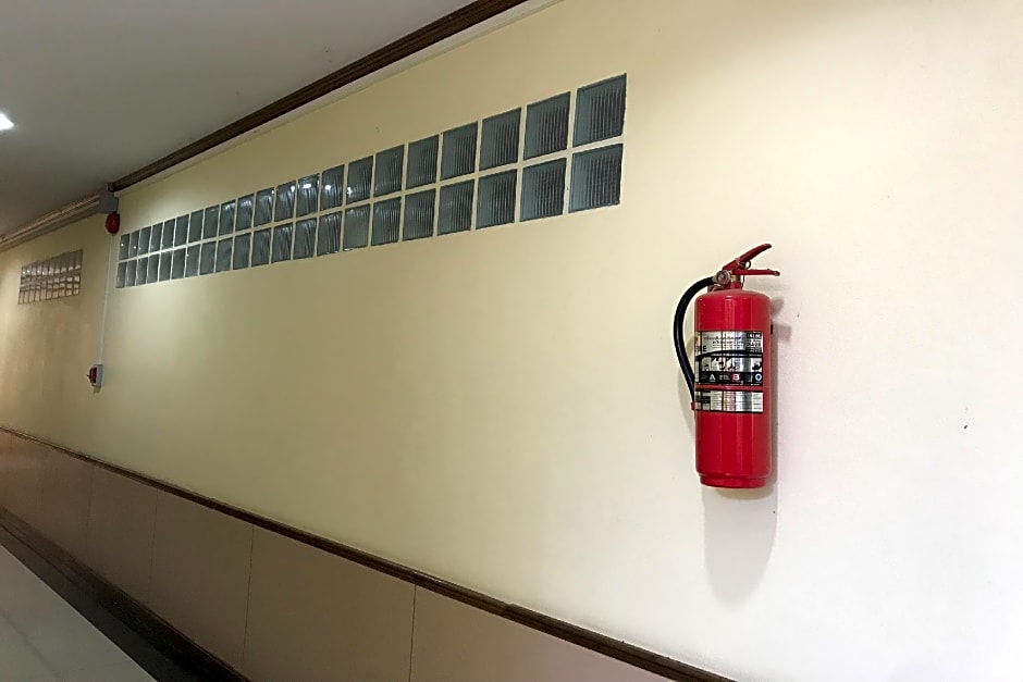 OYO 75334 Train Hotel