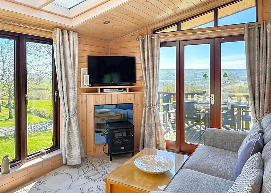 Belan Bach Lodges