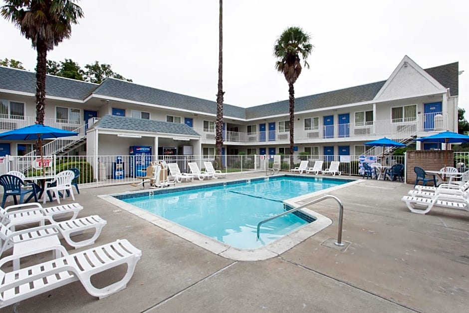 Motel 6-Sacramento, CA - Central