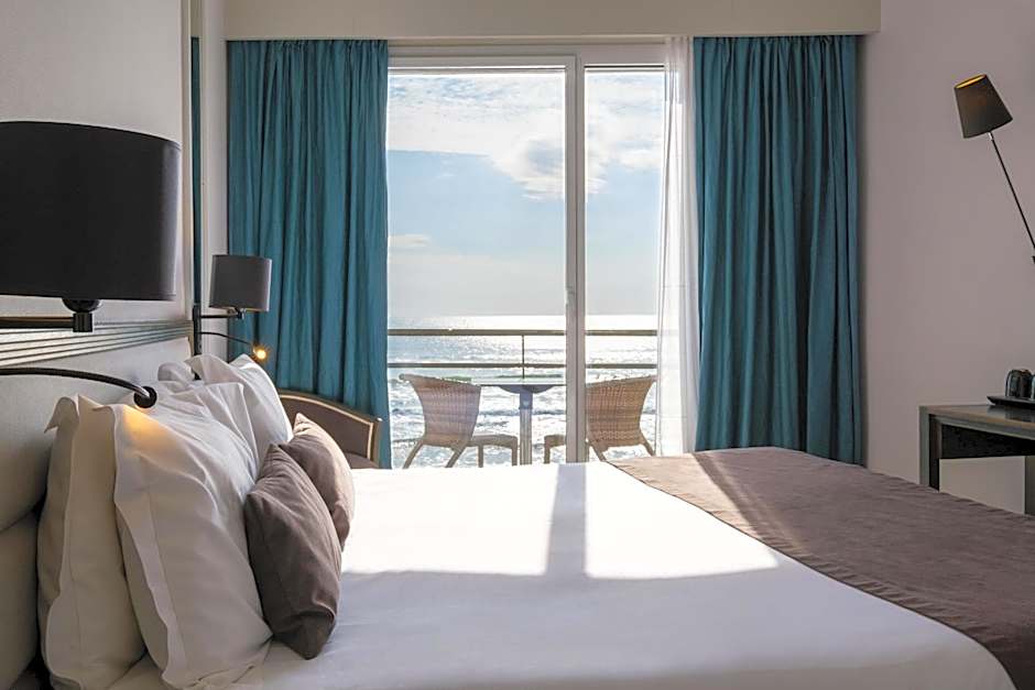 Hotel Les Roches Noires