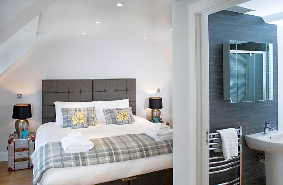 The Glenmoriston Townhouse Hotel