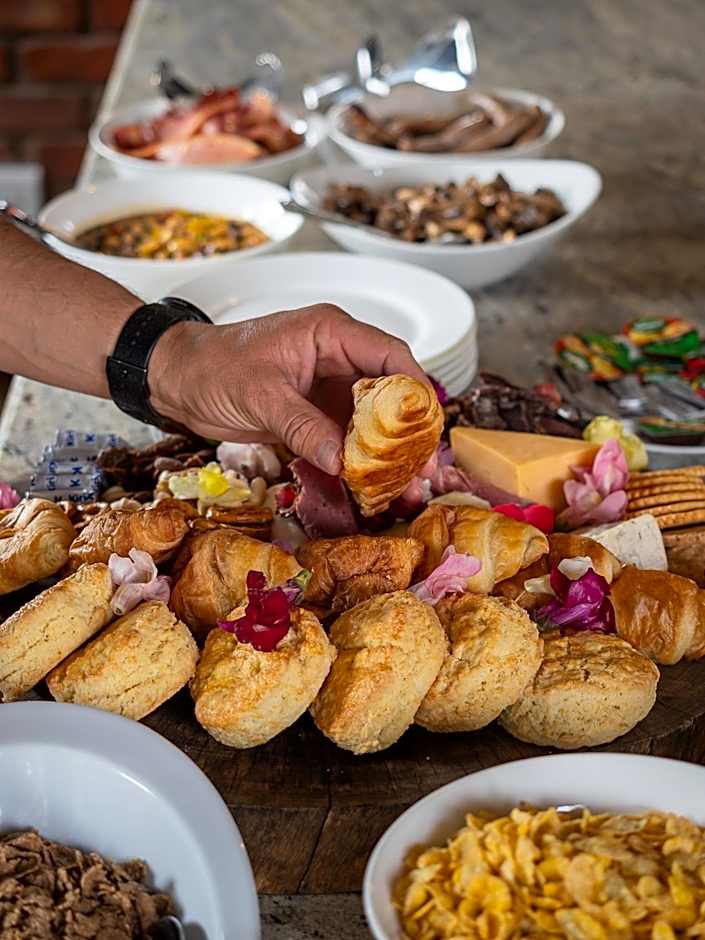 Rhino's Rest Private Luxury Villa