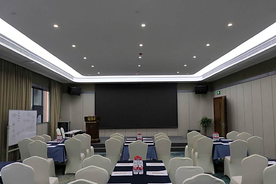 Ji Hotel Shenzhen North Railway Station