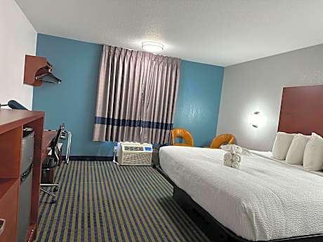 King Room - Non-Smoking