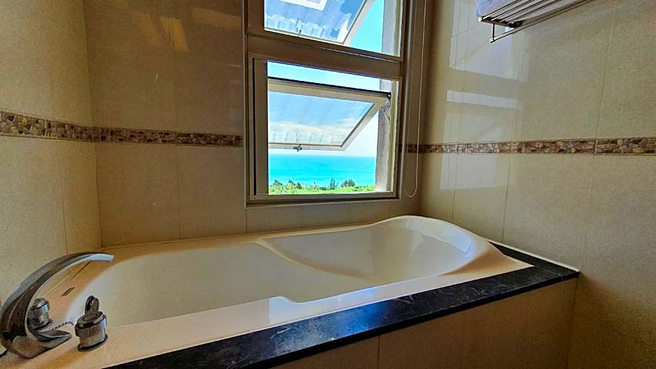 Cao Hai Tong Seaview Bed And Breakfast