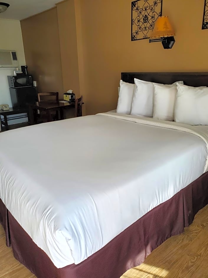 Sunset Lodge Escanaba