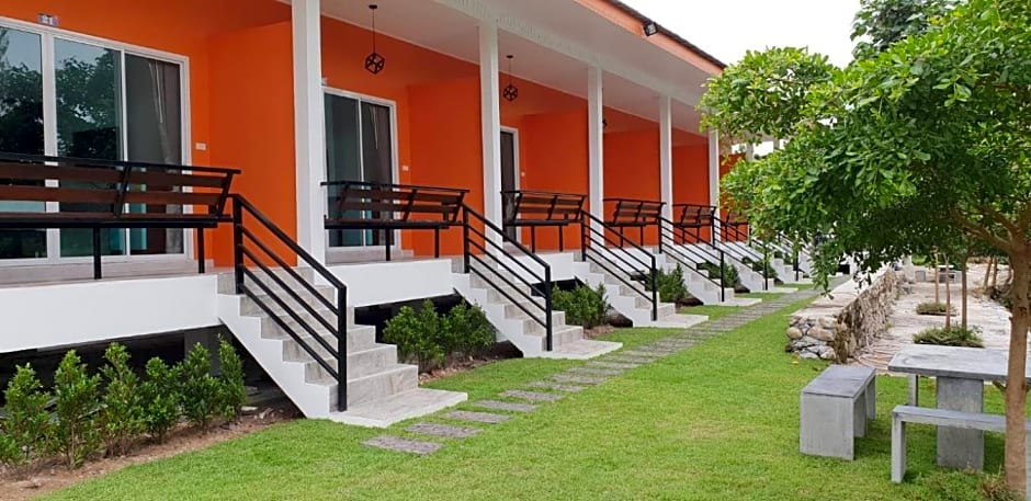 โรงแรม ทิพย์บุรี ริเวอร์ไซค์