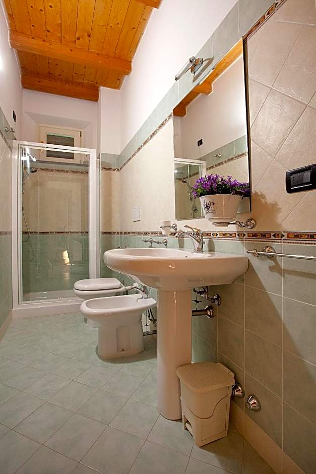 Tenuta San Giovanni Lucca