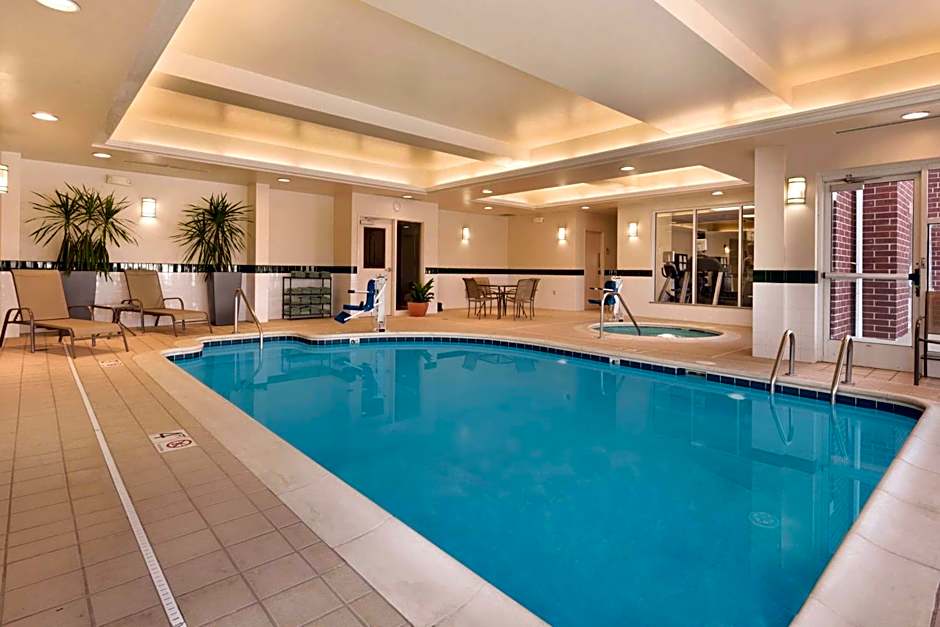 Hilton Garden Inn Akron-Canton Airport