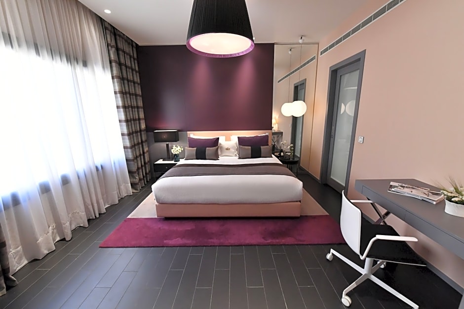 Le Bristol Hotel