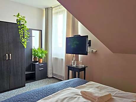 Two-Bedroom Suite (4 Adults)