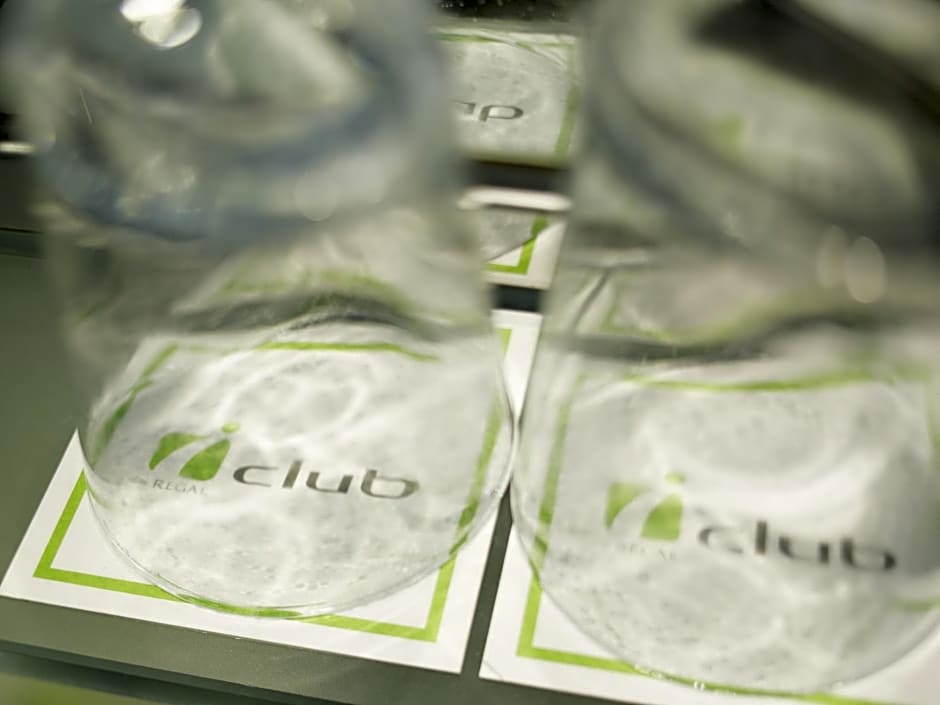 Iclub Wan Chai Hotel