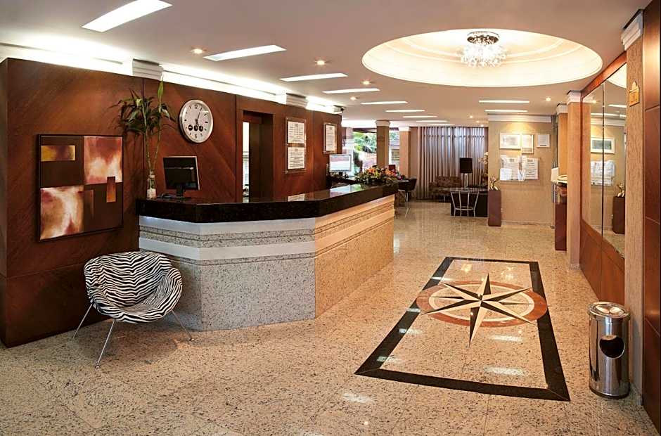 Lira Hotel