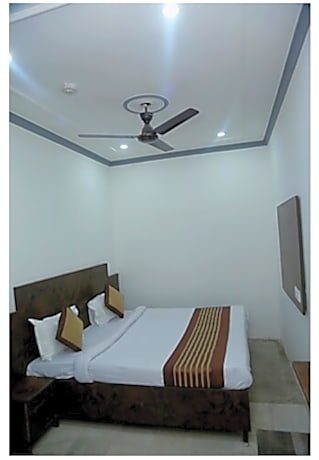 Superior Air Conditioning Double Bed