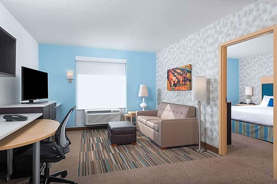 Photo 1 of 4 of 1 King Bed Suite, Hearing/Mobility Accessible