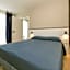 Petit Hotel