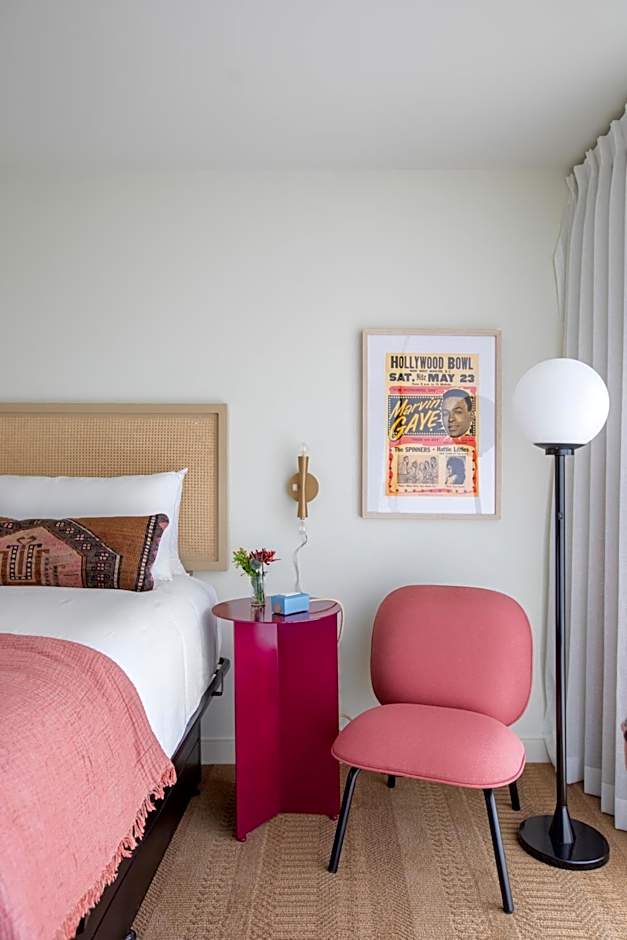 The Starlight Motor Inn