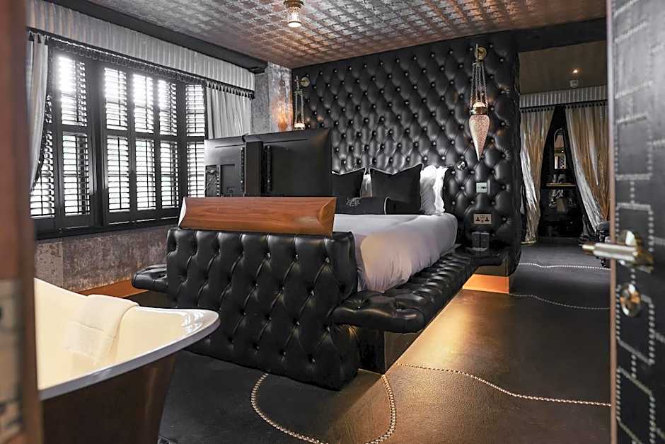 Crazy Bear Beaconsfield