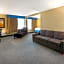 Days Inn & Suites by Wyndham Grand Rapids Near Downtown