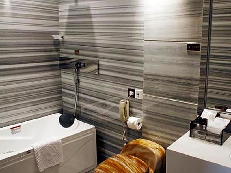 Shenzhen Baoan Luxe Manor