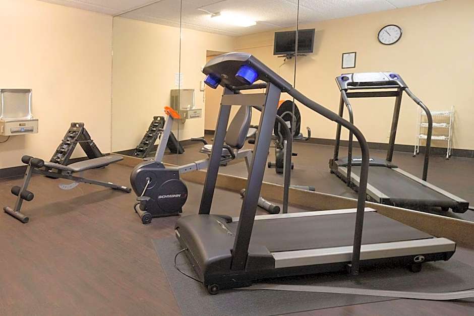 Comfort Inn & Suites Syracuse-Carrier Circle