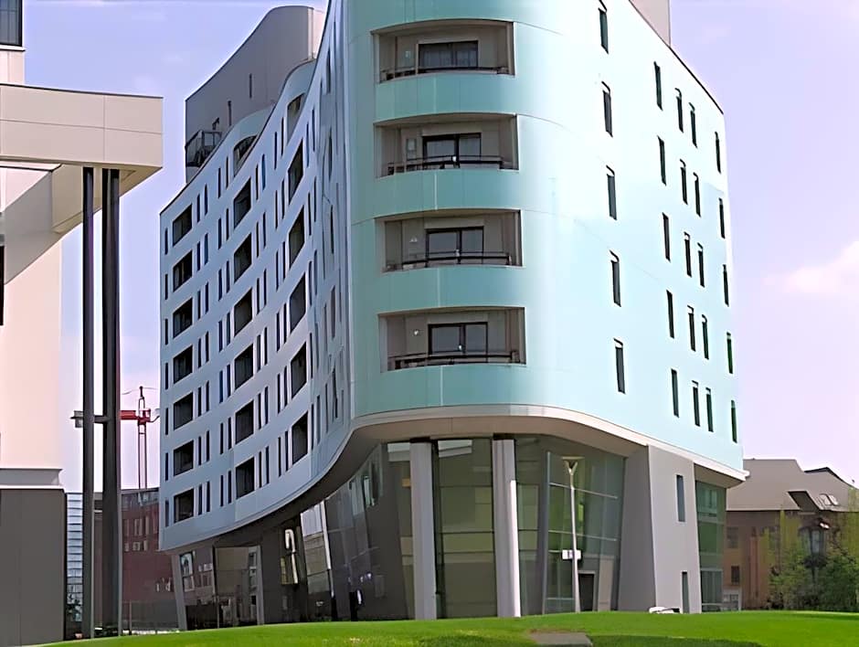 Gateway Serviced Apartments