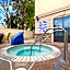 La Quinta Inn & Suites by Wyndham NE Long Beach/Cypress