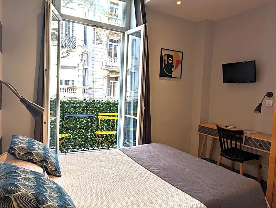 H33 Hôtel
