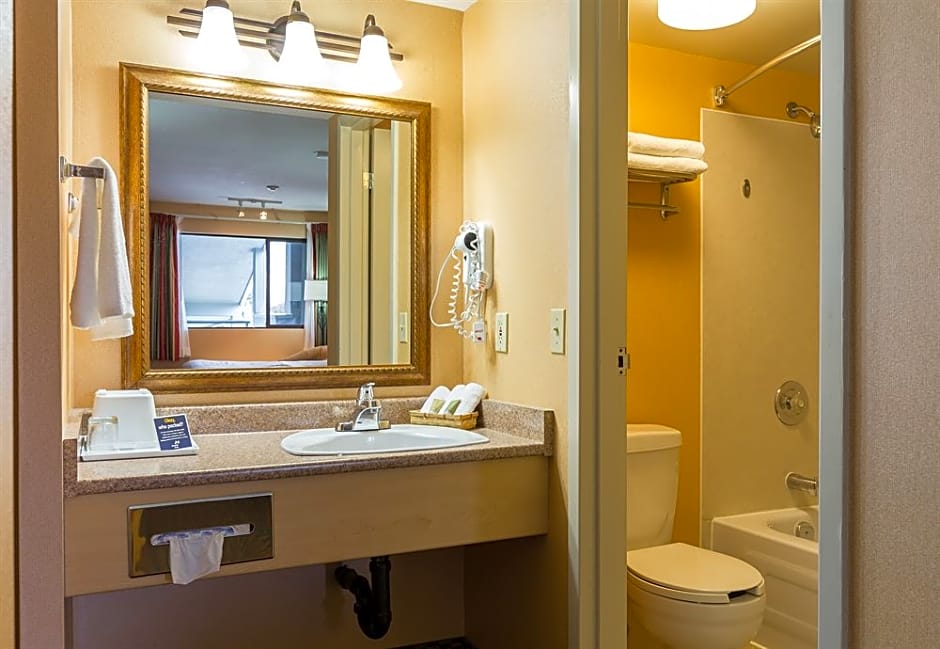 Accent Inns Burnaby