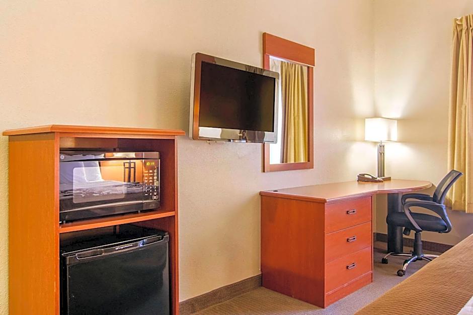Sleep Inn & Suites