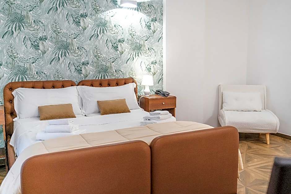 Kairos Hotel