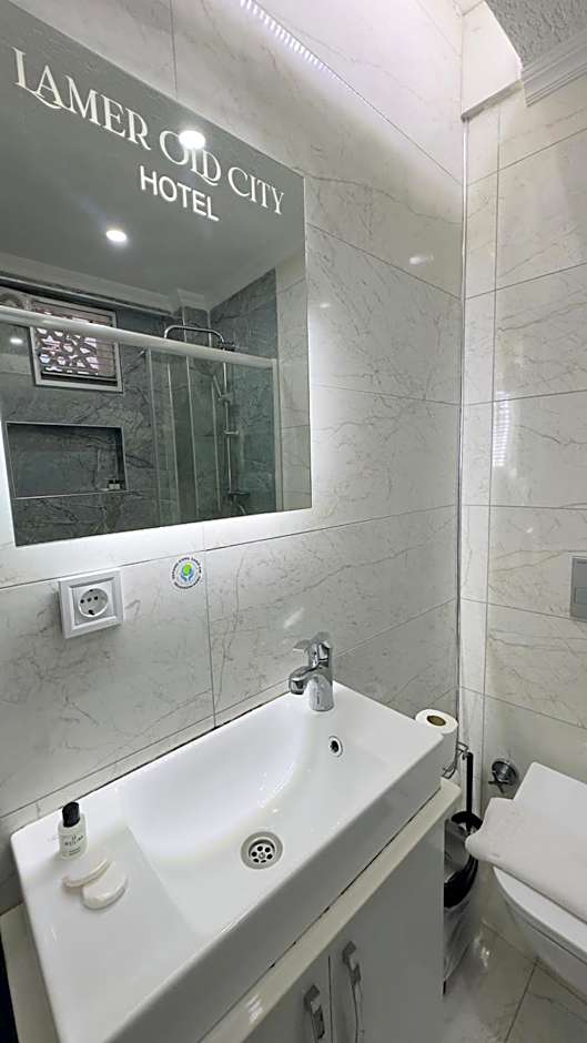 La Mer Old City Hotel