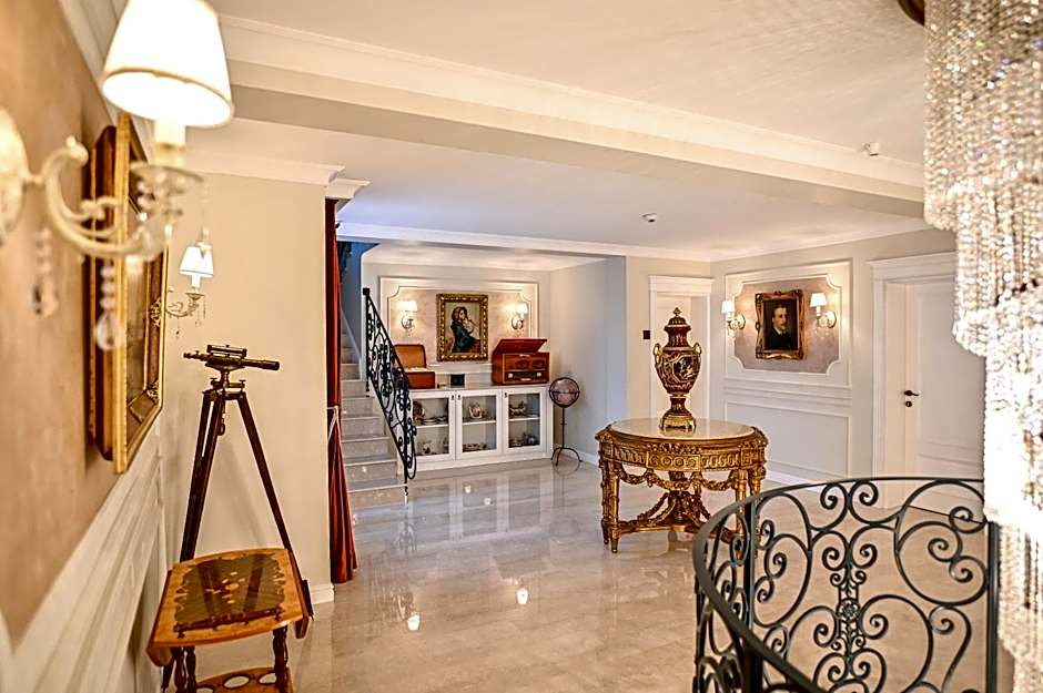 Grant Boutique Hotel