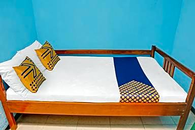 OYO 90729 Sekar Guest House Jember