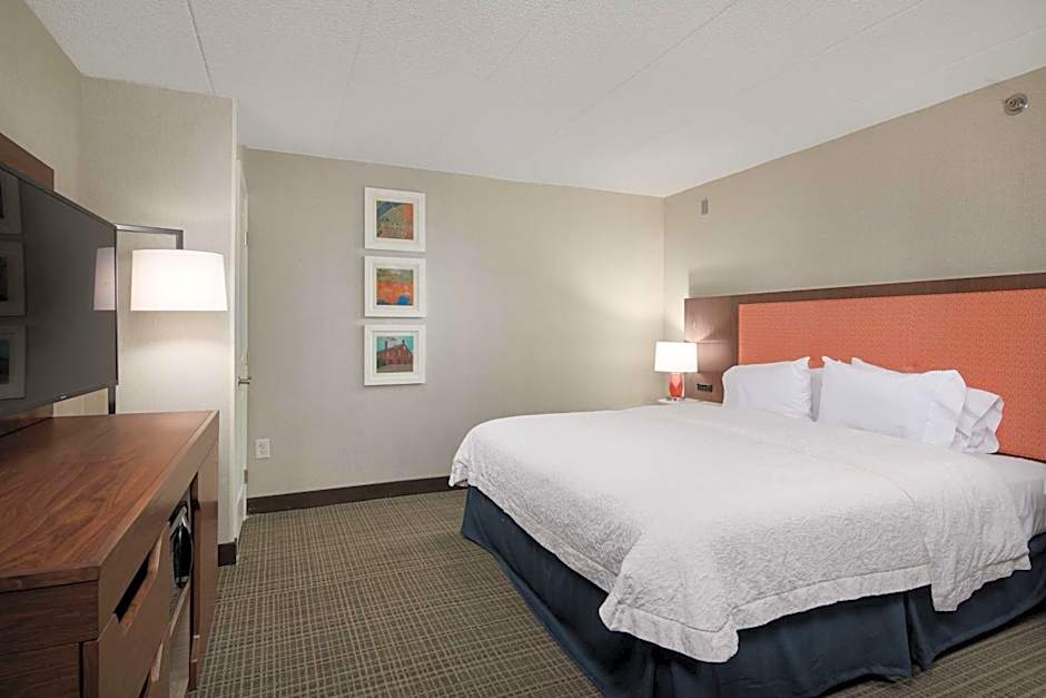 Hampton Inn By Hilton Fairfax City