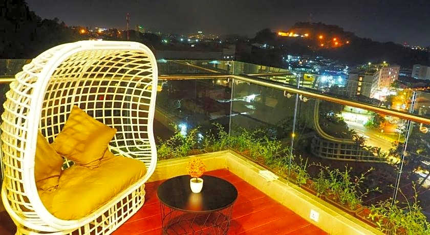 Kings Hotel Nagoya Batam