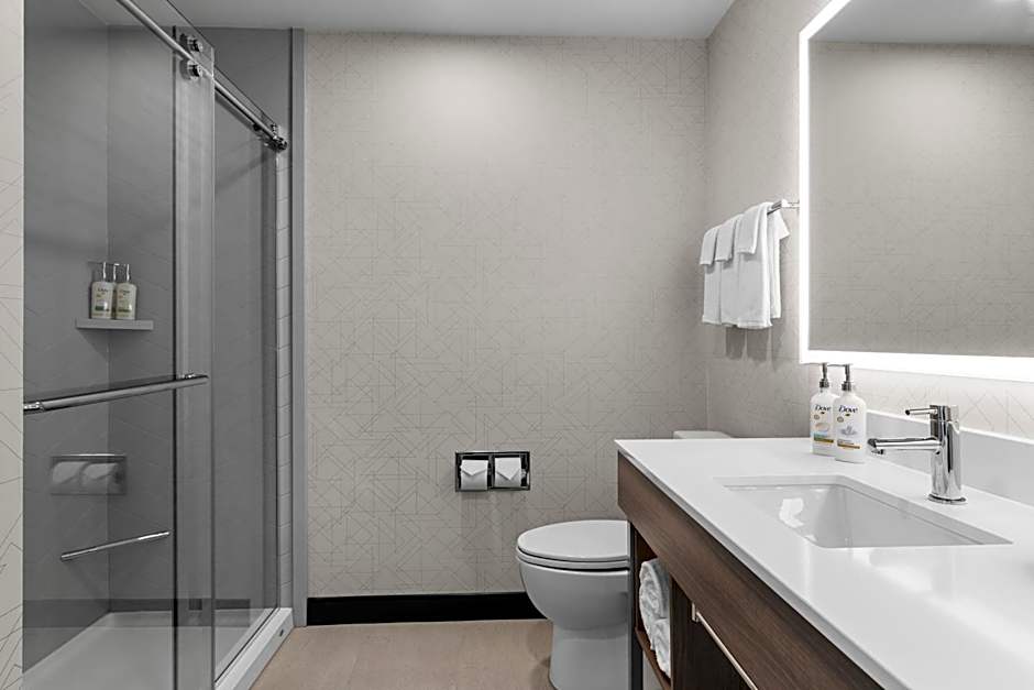 Holiday Inn Express Hotel & Suites Santa Cruz By IHG