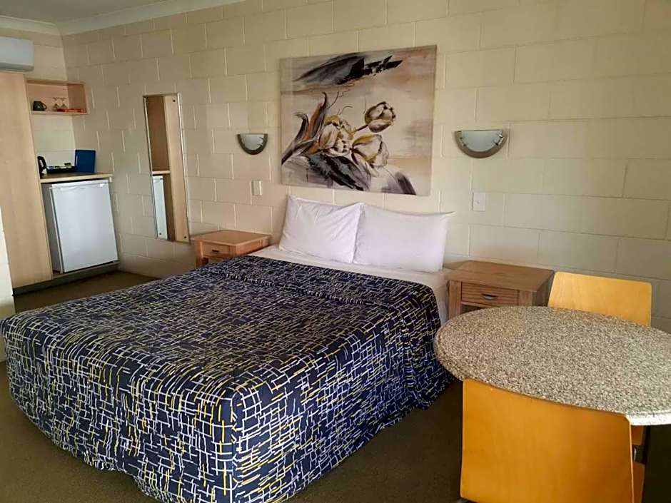 Nambour Lodge Motel