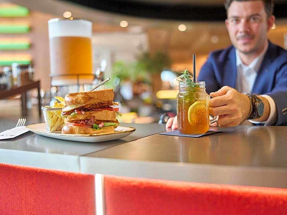 ibis Zurich City West