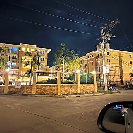 Adrian's Pod Condo Rental