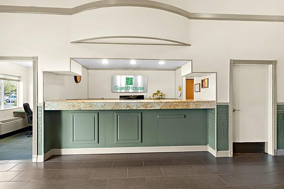 GuestHouse Inn & Suites Kelso