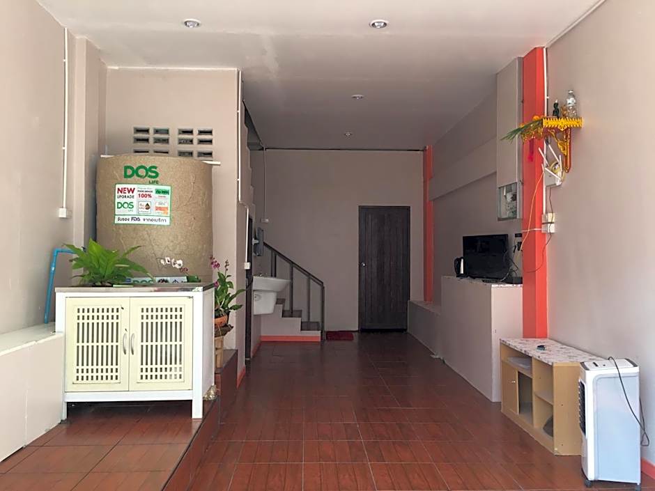 SMILE HOME GUESTHOUSE