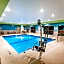 Holiday Inn Express & Suites - Lenexa - Overland Park Area By IHG