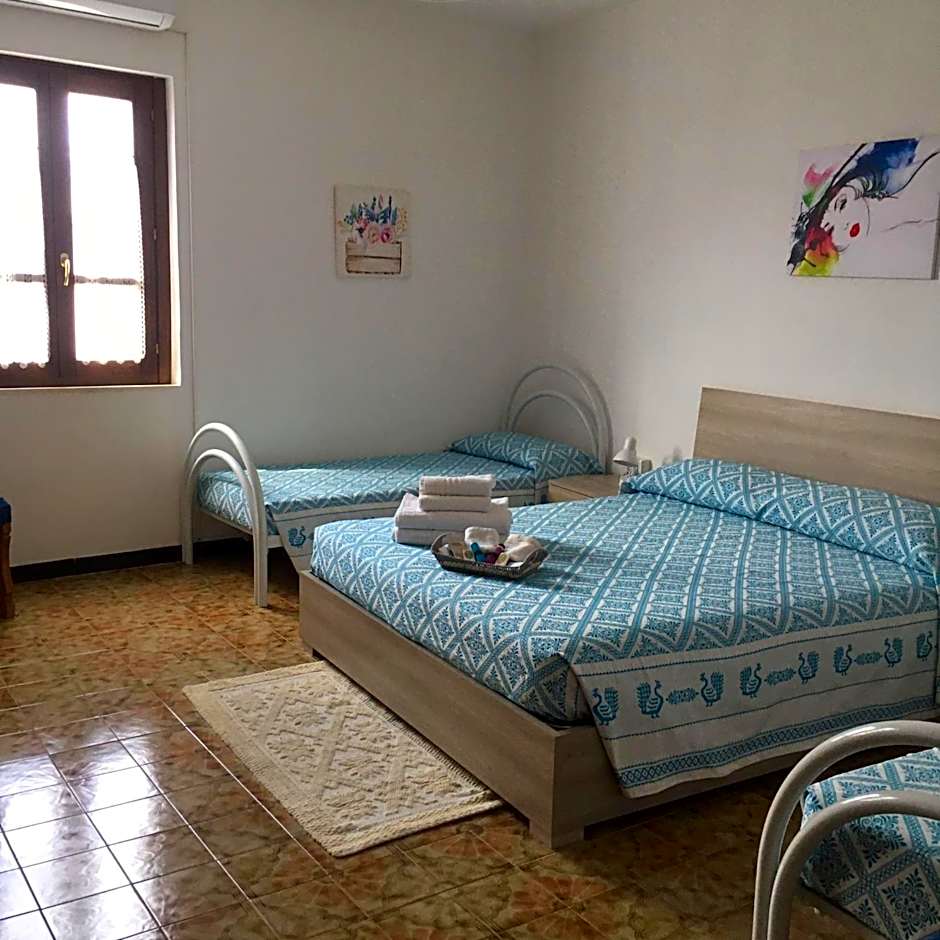 Foto 1 daripada 1 — Quadruple Room