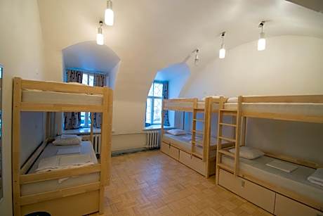 Bed in 6-Bed Mixed Dormitory Room