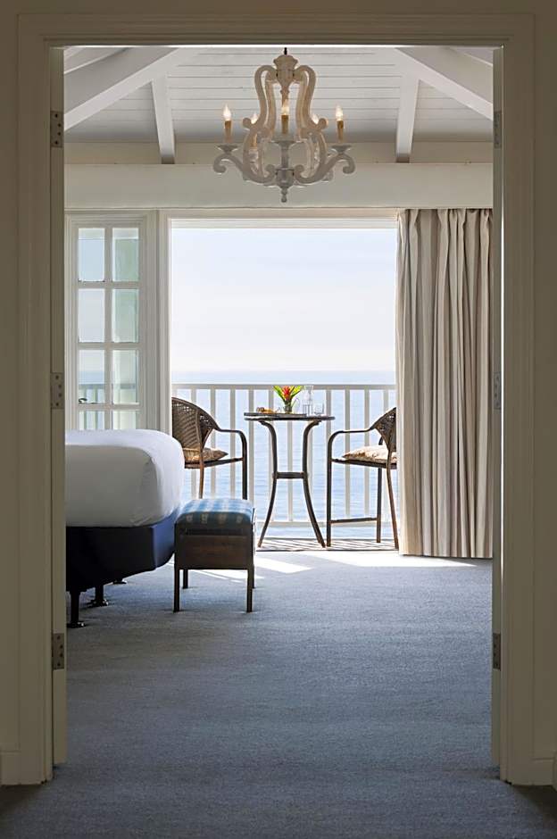 Pacific Edge Hotel